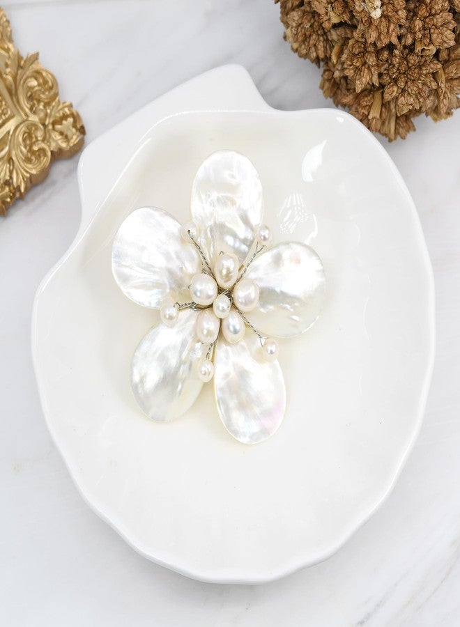 ايرافيدا بروش أو دبوس زهرة من عرق اللؤلؤ الأنيق من إيرافيدا، مزين بلؤلؤ المياه العذبة المستزرع، للنساء - Image 2