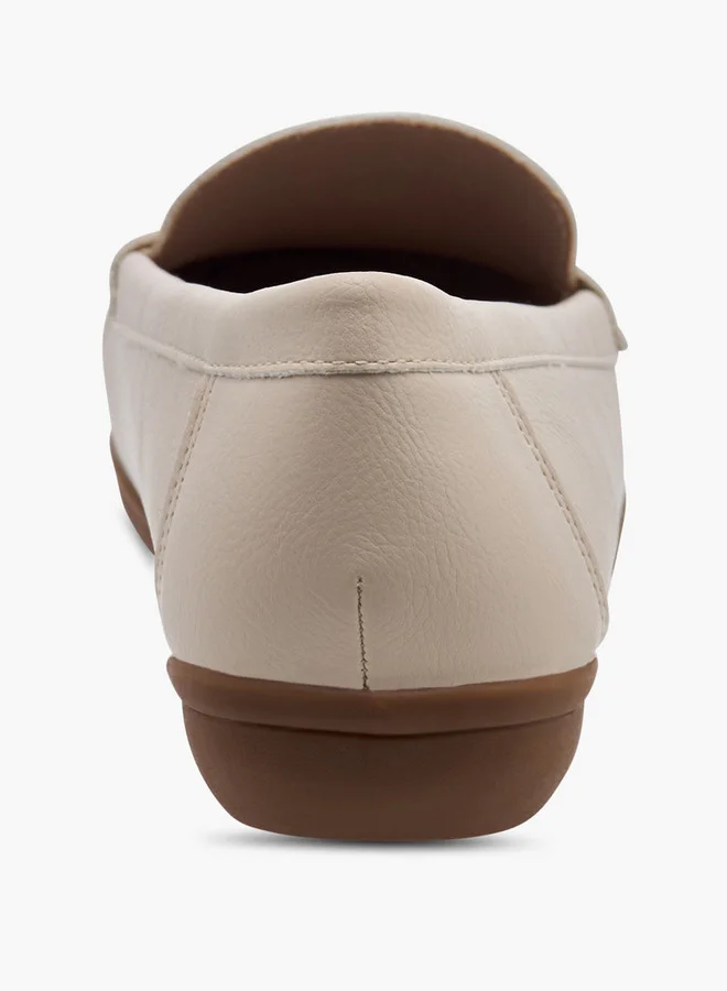 لو كونفورت Women's Solid Slip-On Loafers with Metal Accent