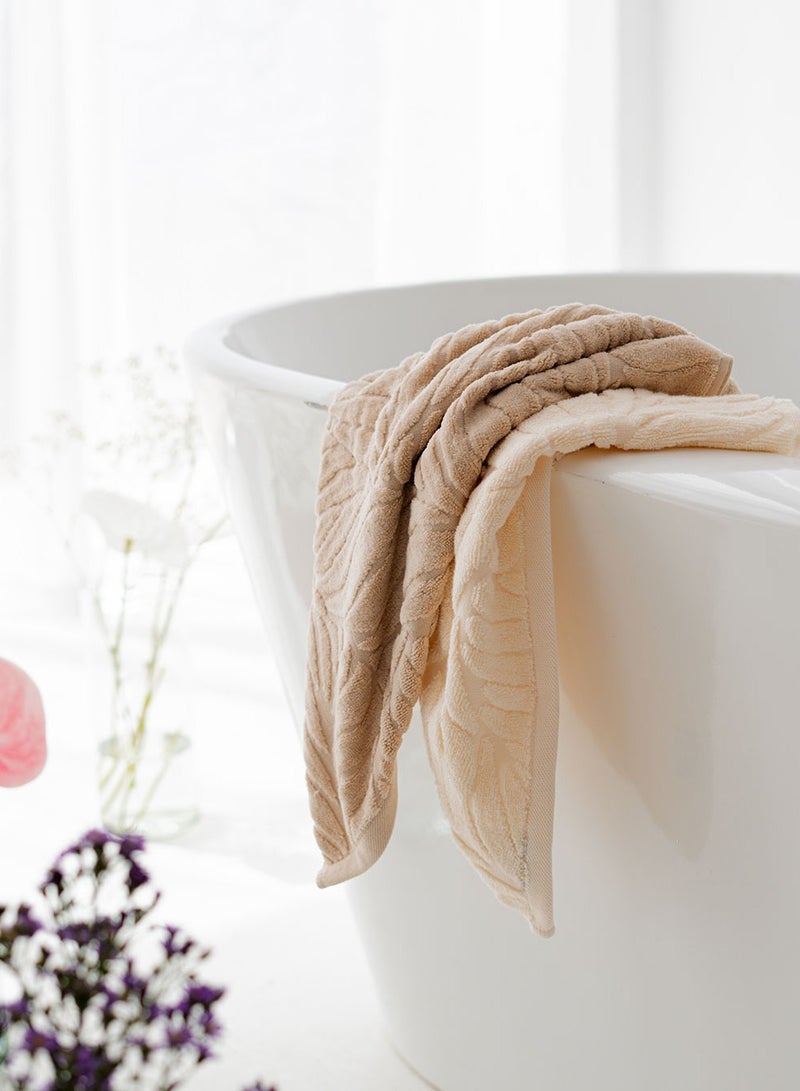 More cottons Vine Jacquard Towel 600GSM size 50x100  - Image 2