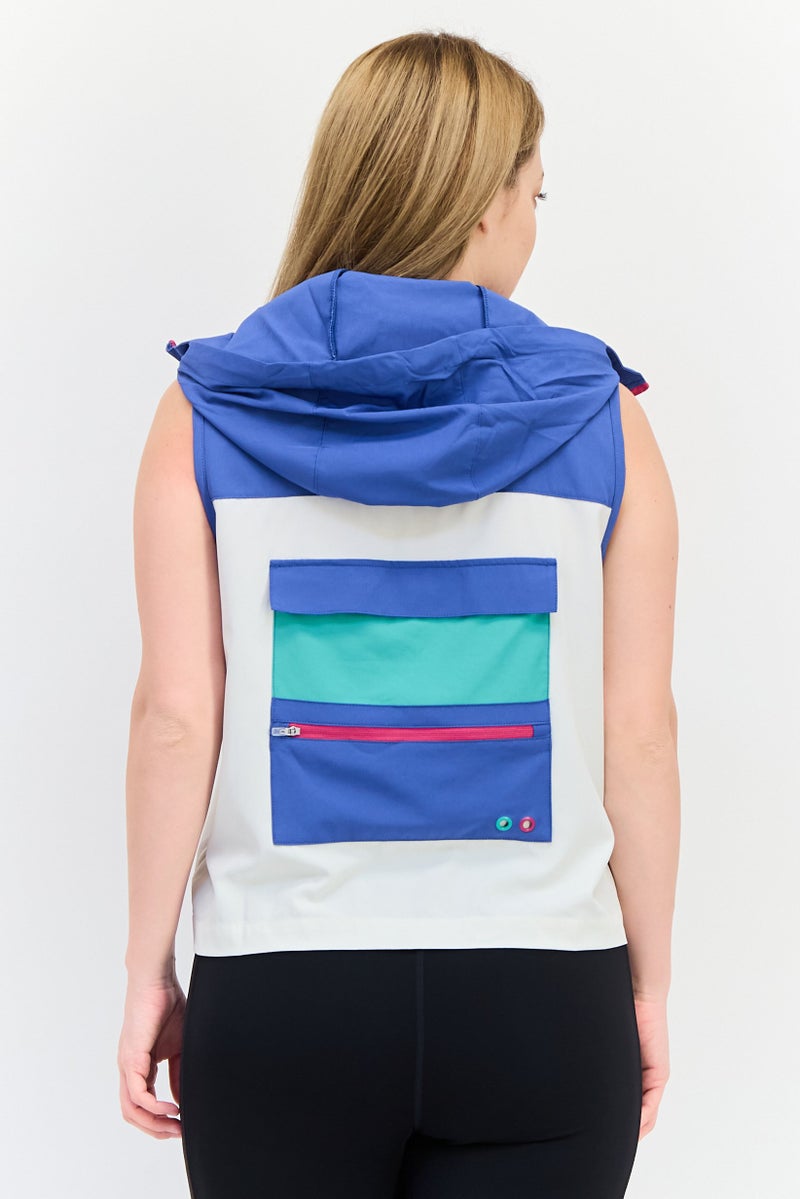 FILA ملابس رياضية نسائية بغطاء رأس بشعار العلامة التجارية، متعددة الألوان - Image 4