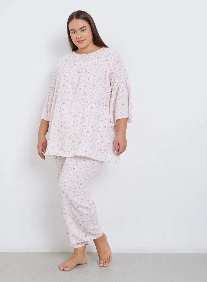 Styli Styli Plus Ditsy Print Top and Pyjama Set
