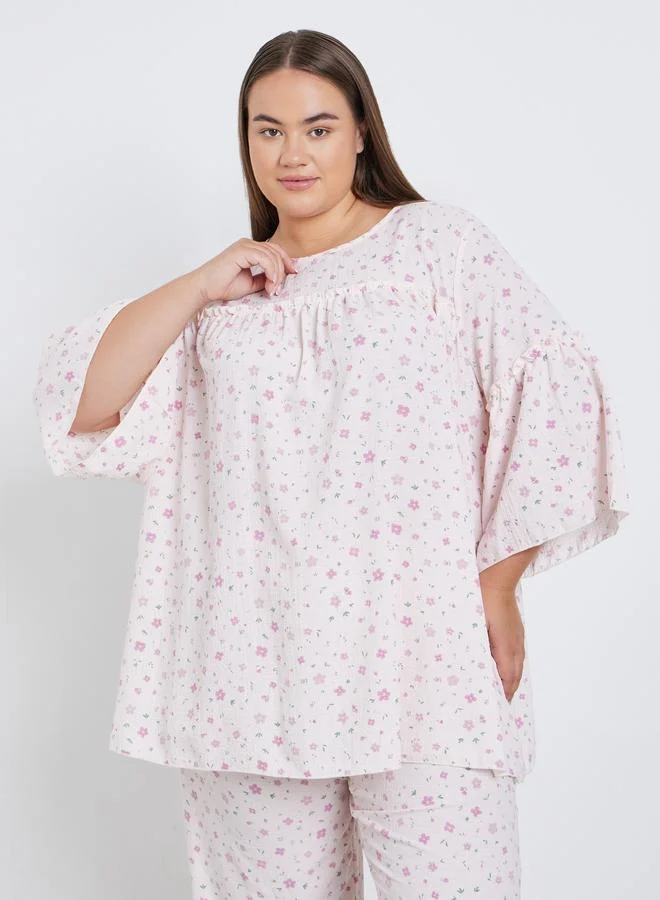 Styli Styli Plus Ditsy Print Top and Pyjama Set