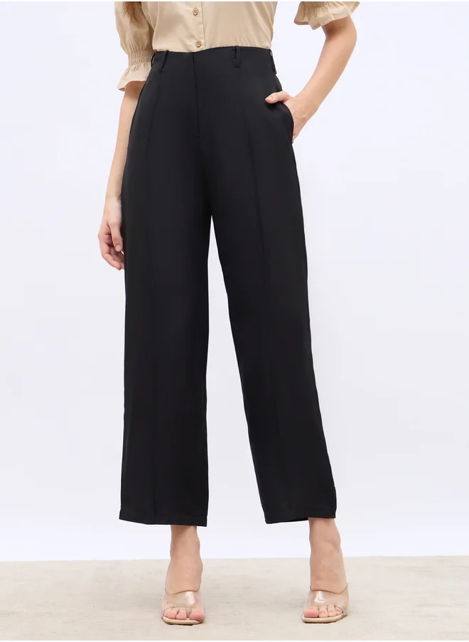 Styli Styli Solid Tapered Fit Pants with Pintuck Detail