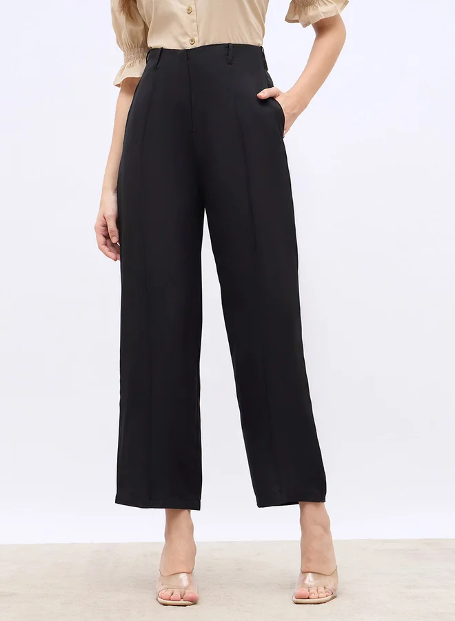 Styli Styli Solid Tapered Fit Pants with Pintuck Detail
