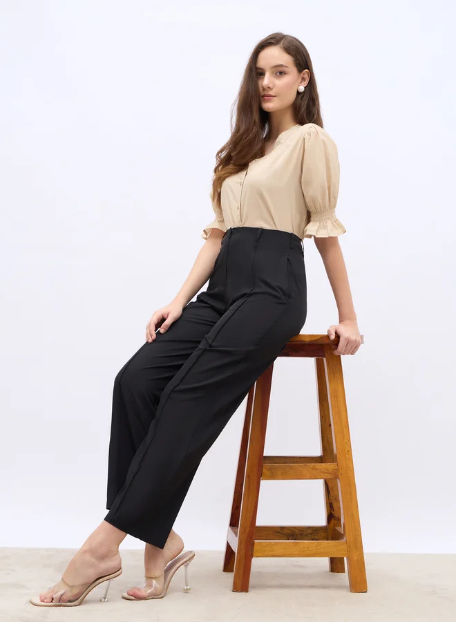 Styli Styli Solid Tapered Fit Pants with Pintuck Detail