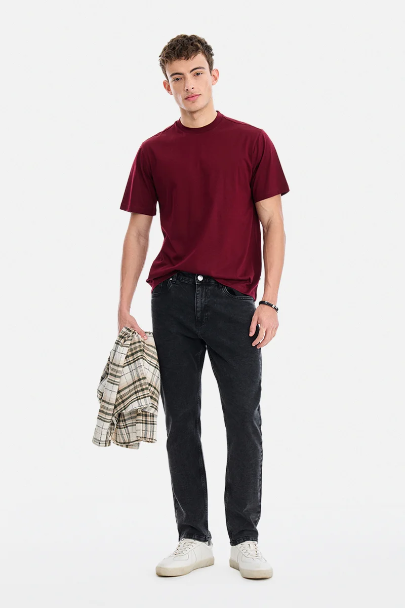 سنيتش Maroon Solid Half Sleeve Regular Fit Casual Luxe T-Shirt