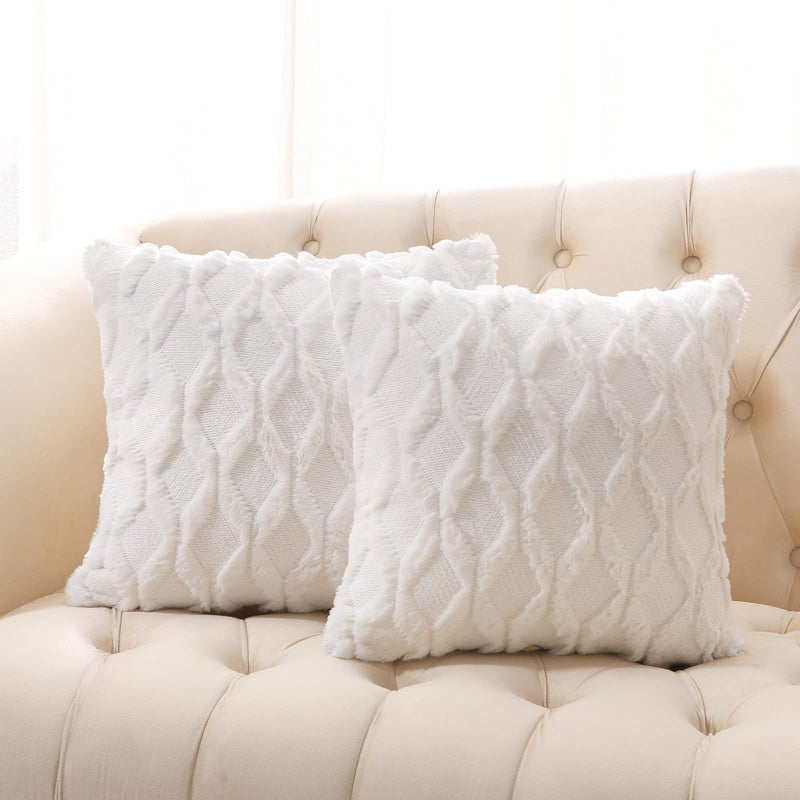 Volcanics Pack of 2 Faux Wool Throw Pillow Covers 20x20 Inches Decorative Farmhouse Velvet Couch Pillow Case Soft Plush Square Boho Cushion Pillowcase White