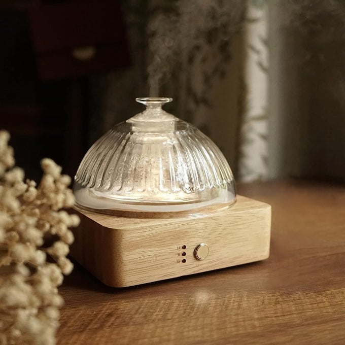 GLASS DOME ESSENTIAL OIL DIFFUSER WITH GLASS RESERVOIR WOOD BASENO PLASTIC 200ML ULTRASONIC DIFFUSER FOR AROMATHERAPY WITH TIMER 7 COLOR LIGHT AUTOOFF FOR HOME OFFICE YOGA PILATES