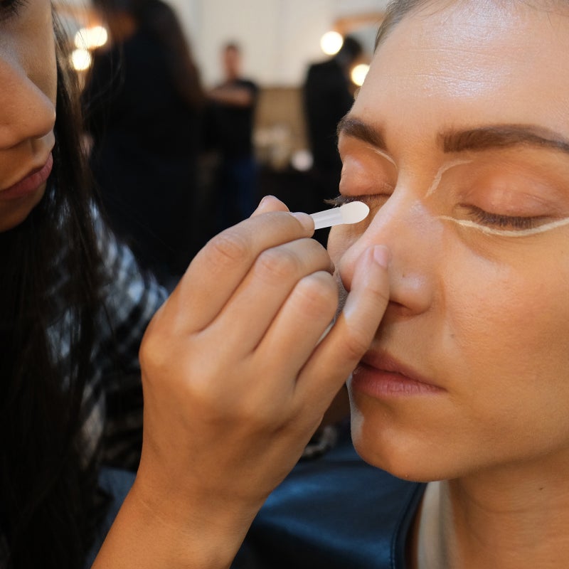 💄 فرشاة عيون من السيليكون مرنة للنساء للاستخدام اليومي والمهني - Image 2