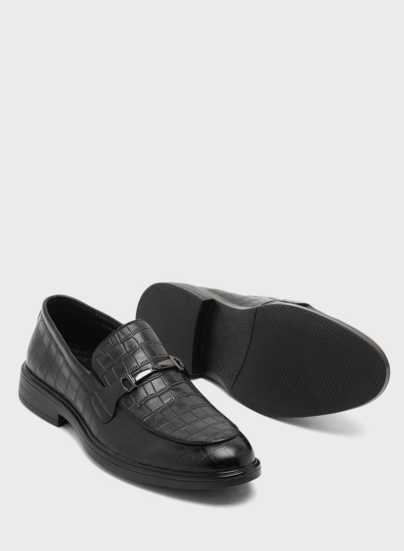 Robert Wood Croc Emboss Formal Slip Ons - Image 3