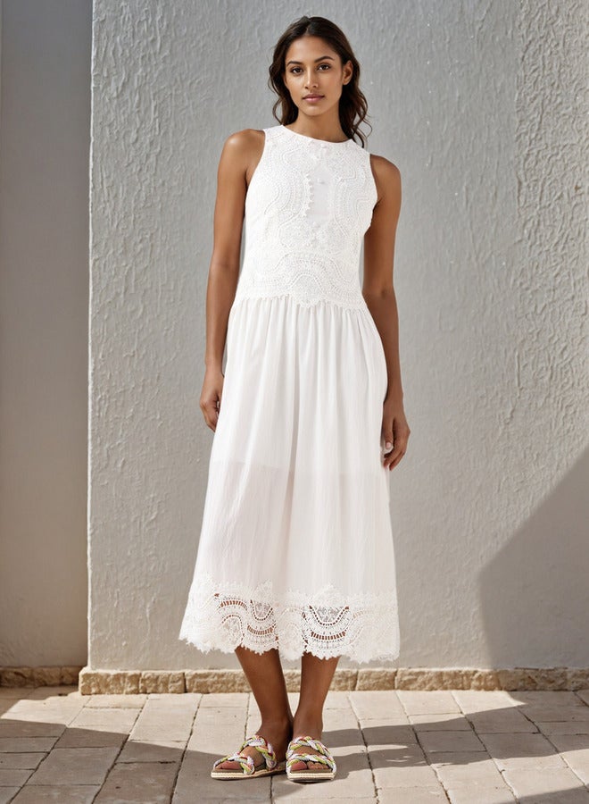 تواكستريمز فستان ميدي بدون أكمام بتفاصيل دانتيل - Image 1