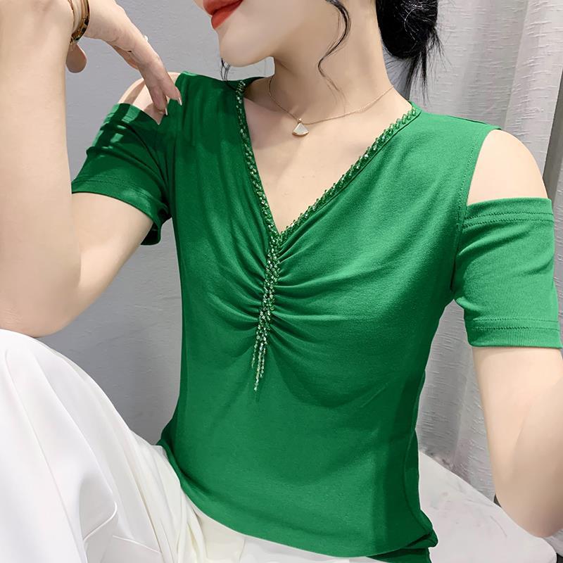 2022 new spring V-neck fashionable slim-fit pleated stitching off-shoulder handmade beaded short-sleeved T-shirt for women - Image 2