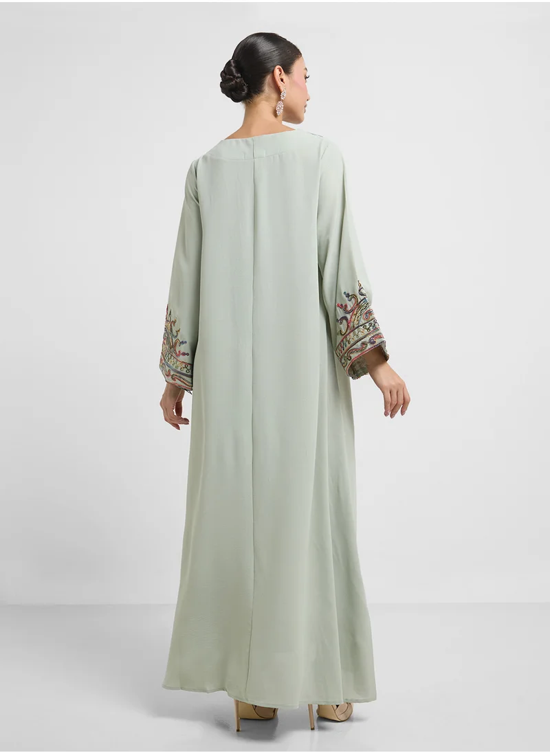 خزانة Embroidered Dress