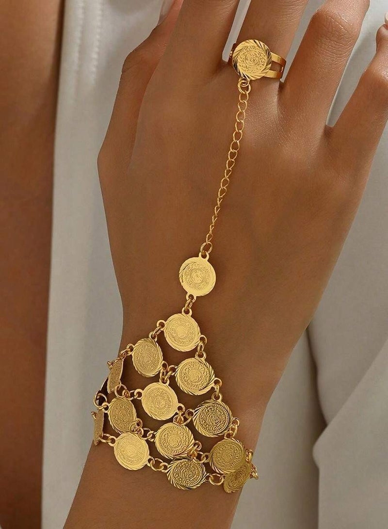 A hand bracelet accessory to celebrate Founding Day and Saudi National Day with gold chains with a coin design and a ring - Image 2