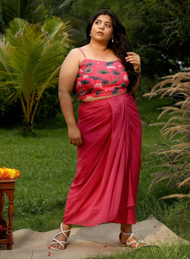 Instafab Plus Instafab Plus Women's Raspberry Pink Flora-Imprint Draped Co-Ord Set For Ethnic Wear | Spagetti Straps, Quarter Kimono Sleeves | Floral Print Plain Fabric | 3 Piece Co-Ords For Evening & Party Wear