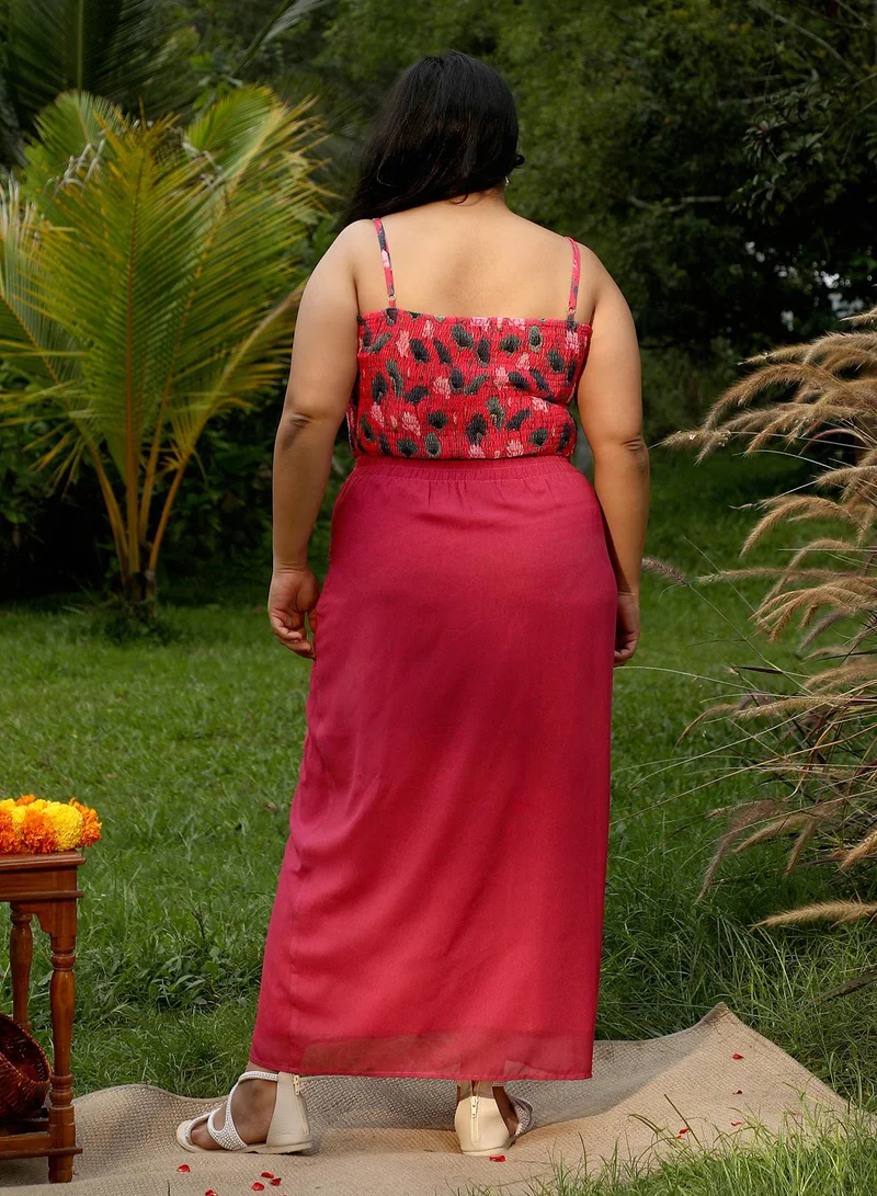 Instafab Plus Instafab Plus Women's Raspberry Pink Flora-Imprint Draped Co-Ord Set For Ethnic Wear | Spagetti Straps, Quarter Kimono Sleeves | Floral Print Plain Fabric | 3 Piece Co-Ords For Evening & Party Wear