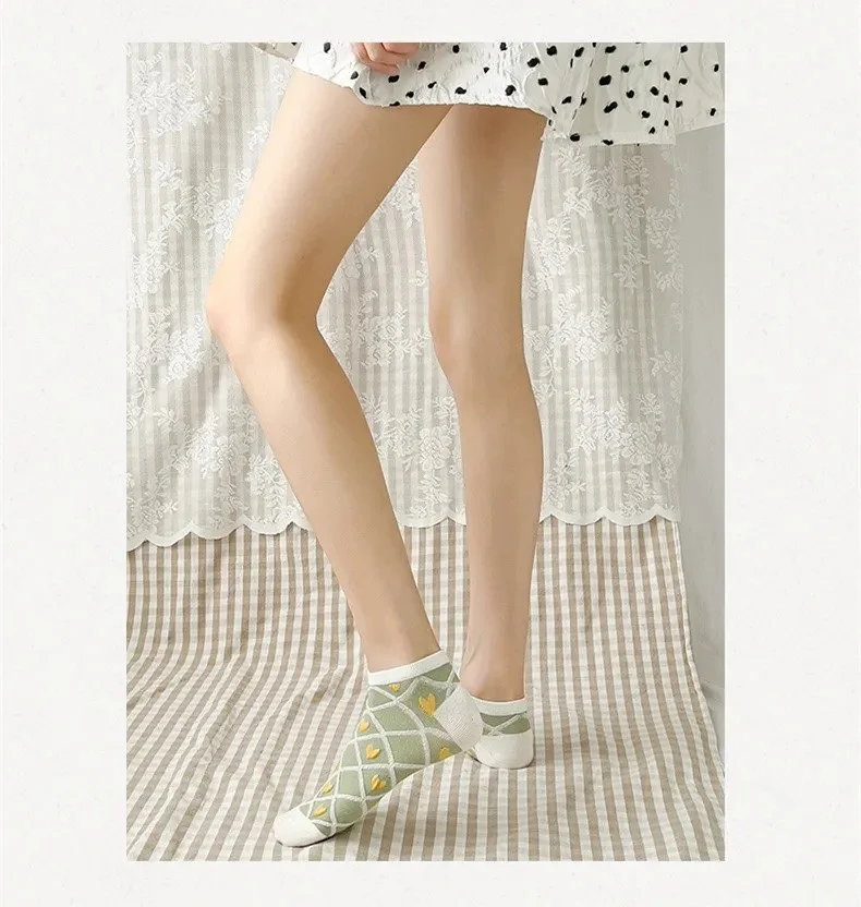 اسينتي Black Women Socks White Women Booties Summer Thin Socks Ankle Length Short Socks 5 Pairs
