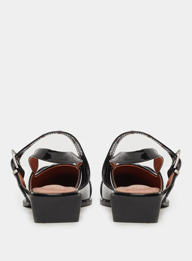Styli Belted Pointed Toe Block Heel Shoes