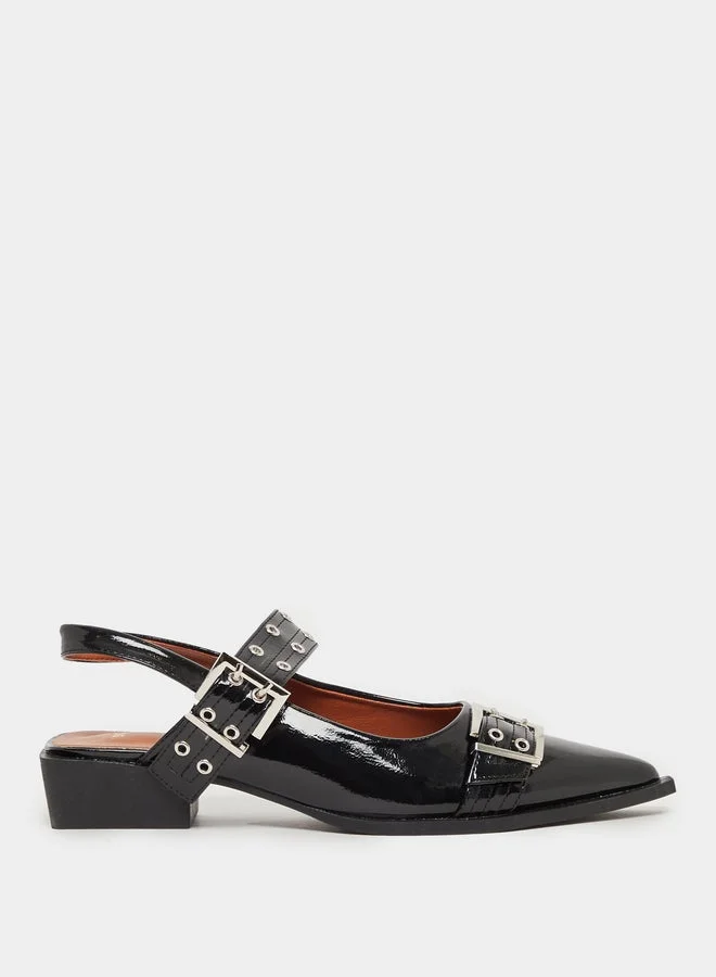 Styli Belted Pointed Toe Block Heel Shoes