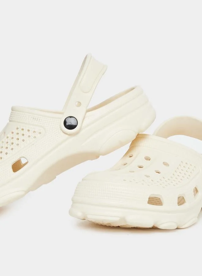 تايك تو قباقيب بكعب عريض بحزام مثقوب من الجلد الصناعي