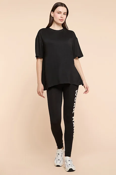 أر أند بي Solid Oversized Active T-Shirts with Crew Neck and Short Sleeves