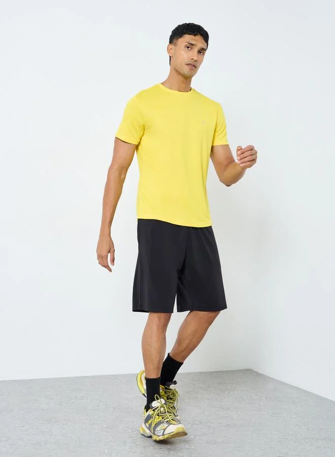 Styli Styli Textured T-Shirt and Shorts Sports Fitness Set