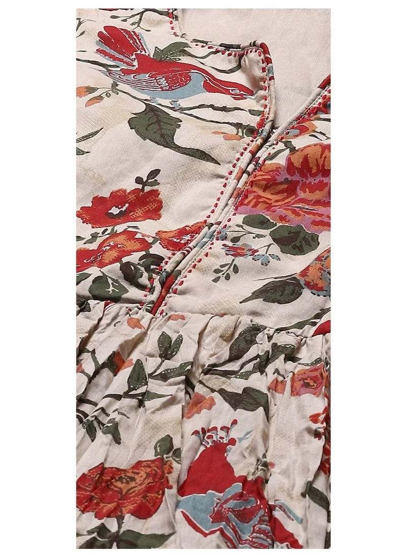 بيبا فستان مطبوع باللون الأبيض الأبيض الفاتح مع طباعة متسعة.