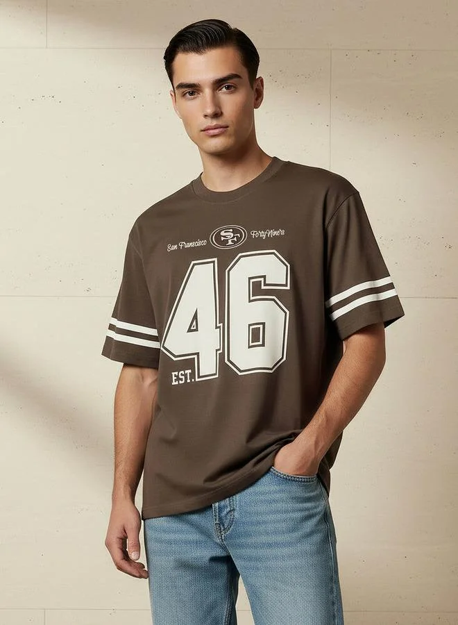اس بي كاركترز Men Regular Fit Crew Neck Short Sleeve San Francisco Forty Niners Print T shirt