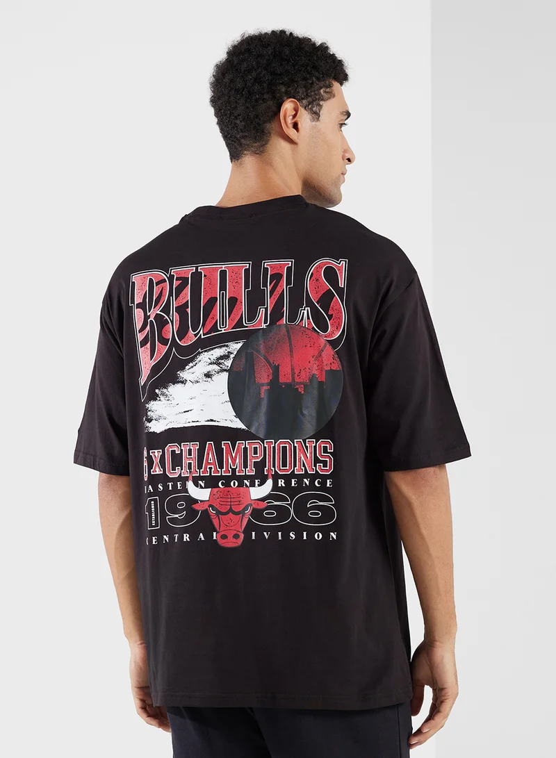 NEW ERA Chicago Bulls Championship Oversized T-Shirt