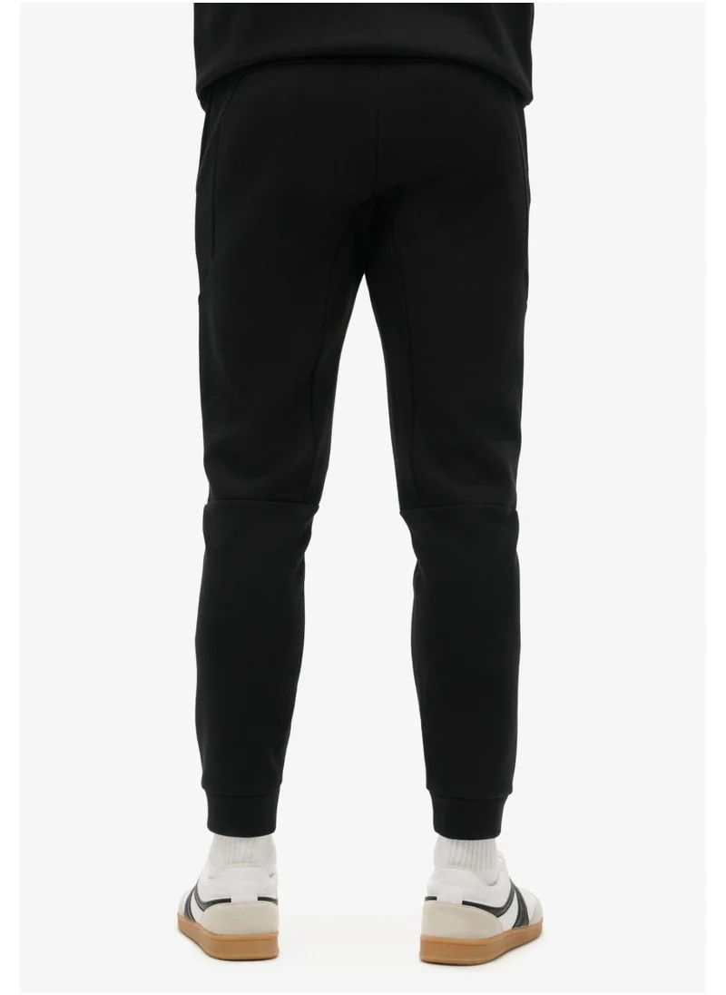 سوبر دراي TECH TAPERED JOGGER