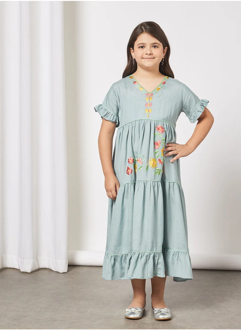 HANA & SARA Kids Embroidered Jalabiya