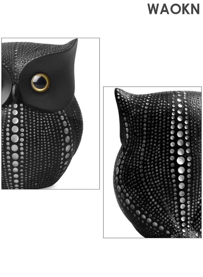 دبليو أيه أو كي أن تمثال بومة عصري - تمثال حيواني مصنوع يدويًا من الراتنج لديكور المنزل والمكتب - منحوتة زخرفية أنيقة للمكتب ورف الكتب وحامل التلفزيون - فكرة هدية فريدة لهواة الجمع (ارتفاع 14 سم/5.5 بوصة، أسود) - Image 3