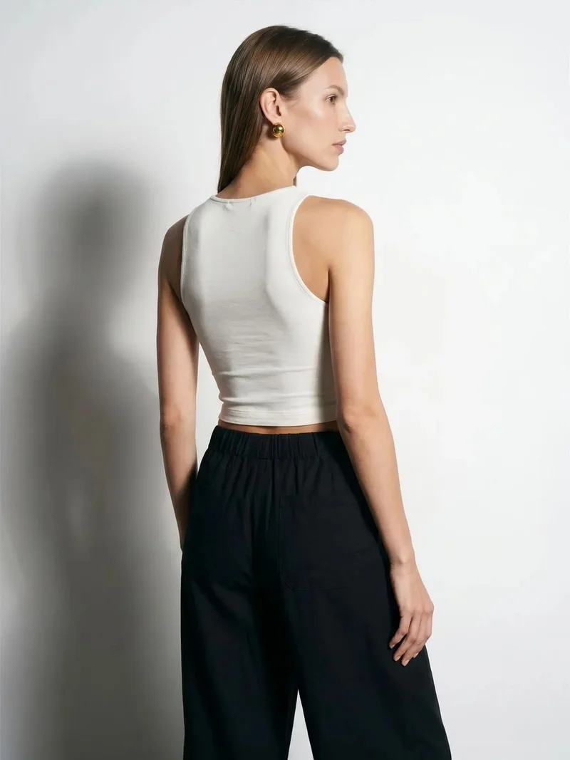 ديلفين DILVIN Ribbed Sleeveless Crop Blouse