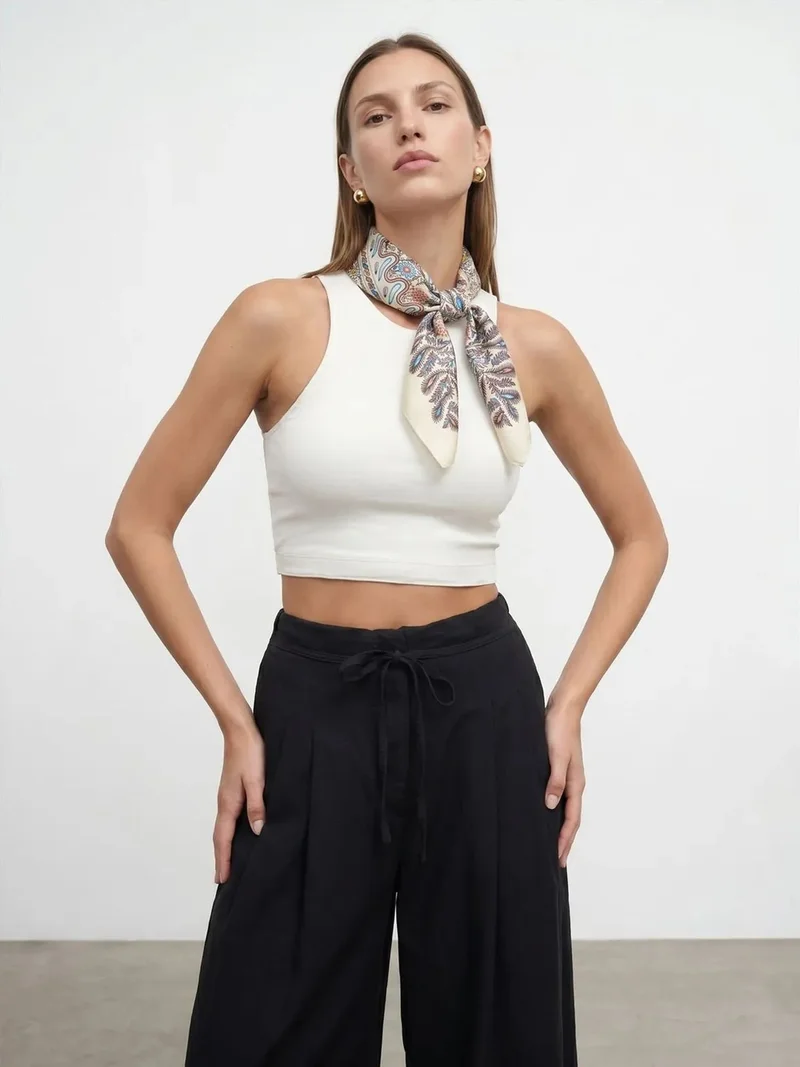 ديلفين DILVIN Ribbed Sleeveless Crop Blouse
