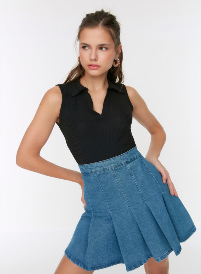 trendyol Black Fitted Polo Neck Crop Stretchy Knitted Blouse - Image 2