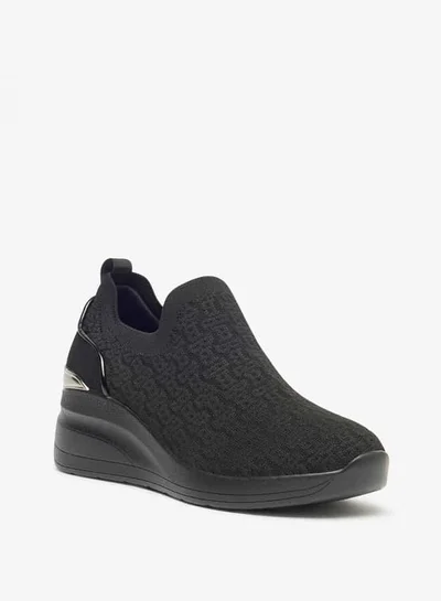 فلورا بيلا من شو إكسبرس Women All-Over Monogram Textured Slip-On Low Ankle Sneakers