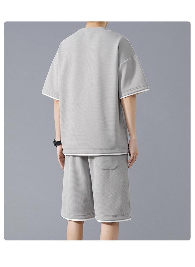 Large Size Fashionable Men's Minimalist Embossed Casual Short Sleeved Sports Set  - Image 3