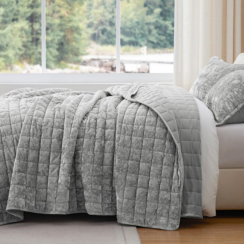 BEDELITE Velvet Quilt Set Queen Size - Luxury Velvet Comforter Bedding Set 3 Pieces, Lightweight Soft Cozy Shiny Light Grey Oversized Bedspread Coverlet for All Seasons with 2 Pillow Shams - Image 3