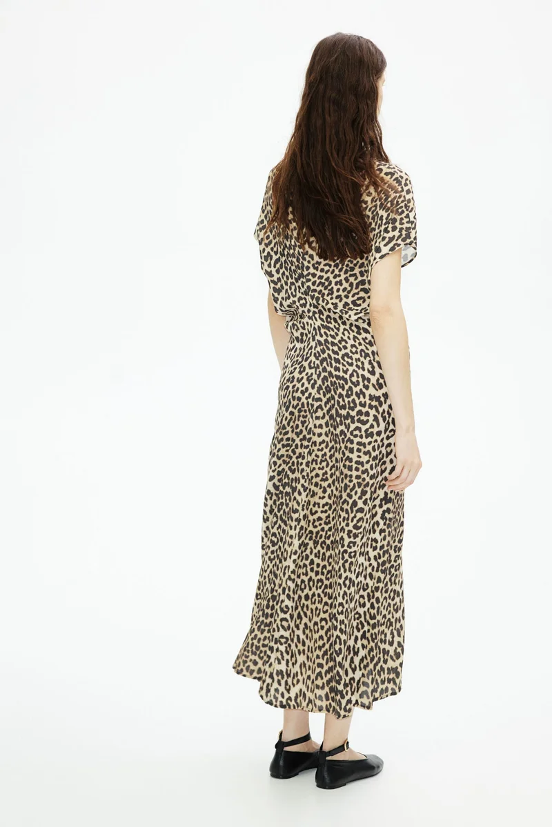 H&M Tapered-waist dress