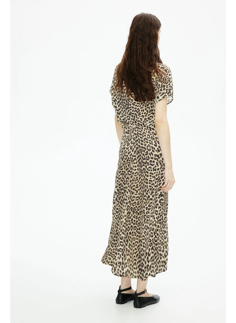 H&M Tapered-waist dress