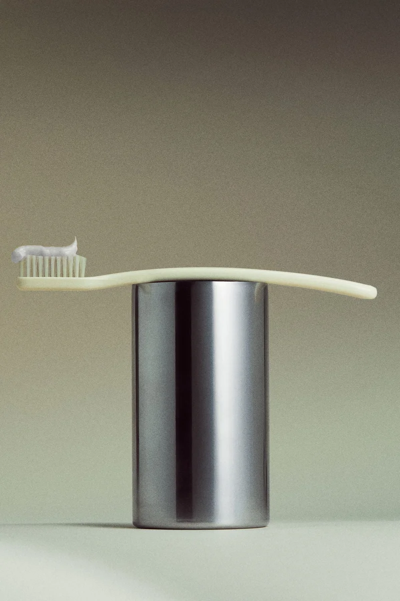 H&M Stainless steel toothbrush mug