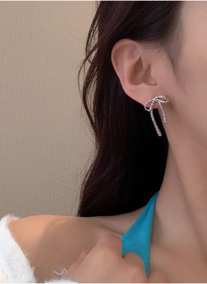 Styli Bow Earrings  - Image 4