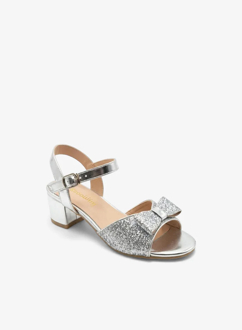 جيومني صنادل للفتيات في سن ما قبل المراهقة – مريح، خفيف الوزن وأنيق للملابس اليومية