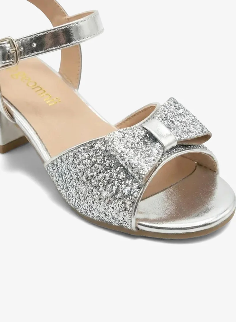 Geoomnii Silver Sandals for Preteen Girls – Comfortable, Lightweight & Stylish Everyday Wear for Women | Best Price UAE