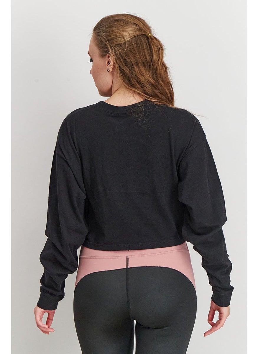 Reebok Women Sportswear Fit Long Sleeve Outdoor Crop Top, Black  - Image 2