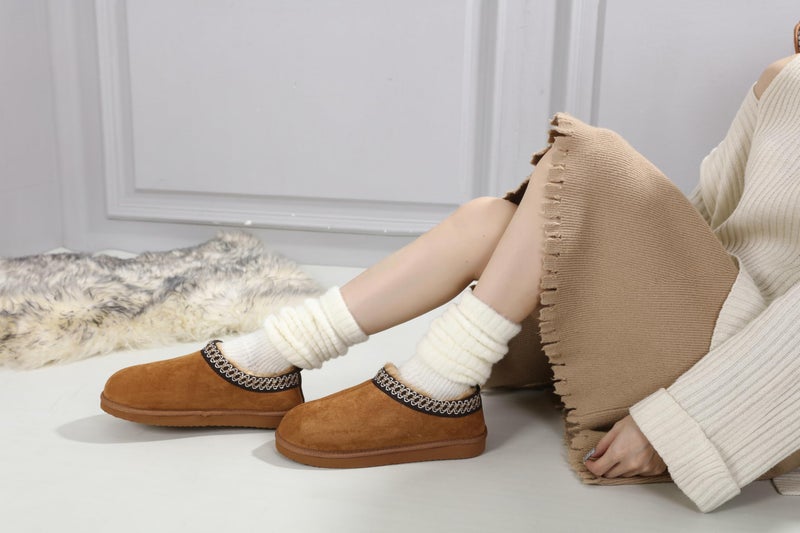 SMajong Women's Slippers Mens Platform Mini Boots Fuzzy House Slipper Fur Fleece Winter Home Shoes Indoor and Outdoor Black Brown US 7.5 Women/6 Men - Image 2