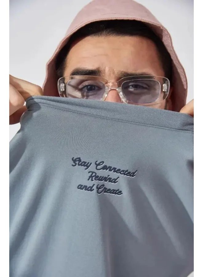 Maniac Maniac Mens Round Neck Half Sleeve Color Blocked Light Green Cotton Oversized Tshirt