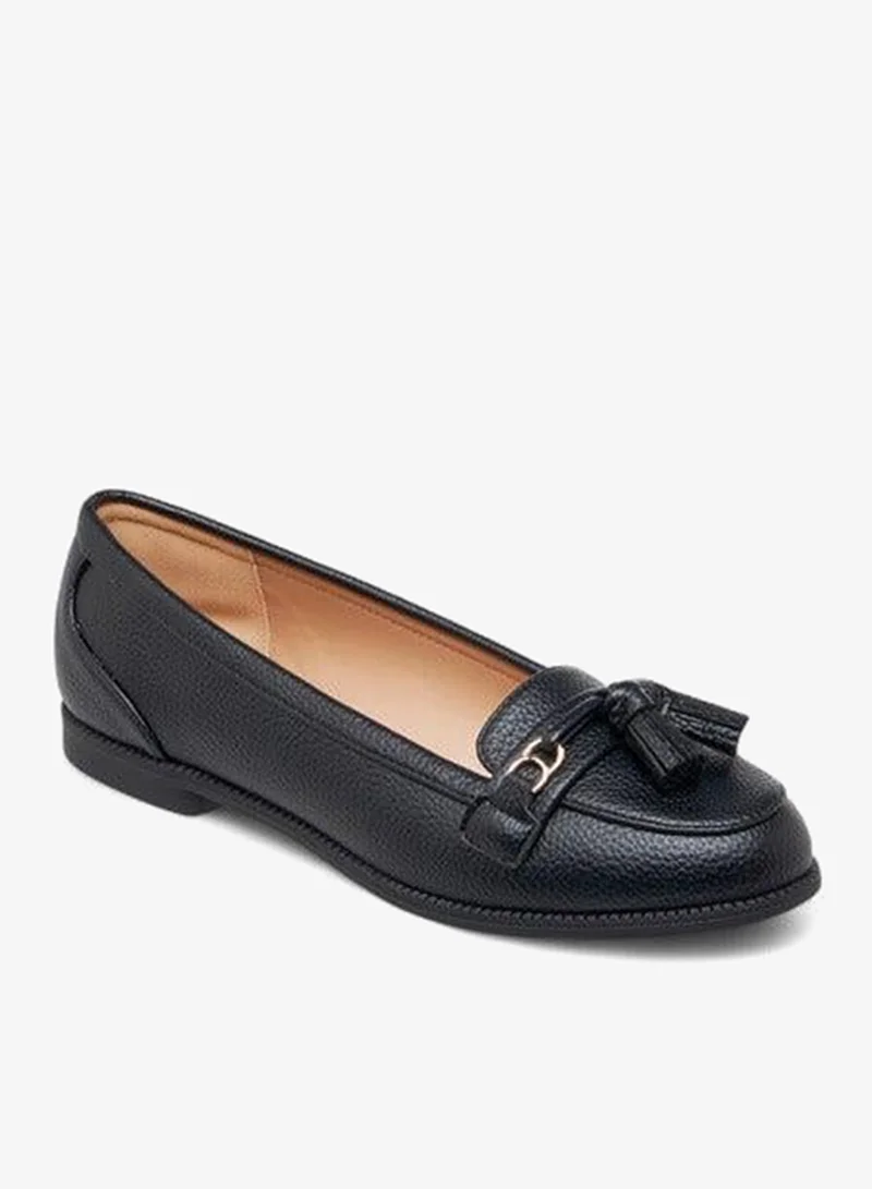 Women Textured Slip-On Loafers with Tassel Detail