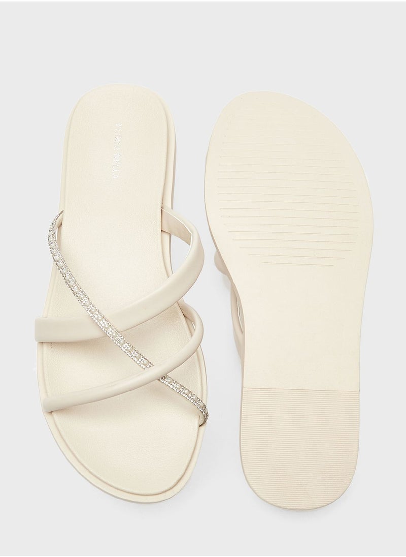 shoexpress - Single Strap Flat Sandals - Image 1