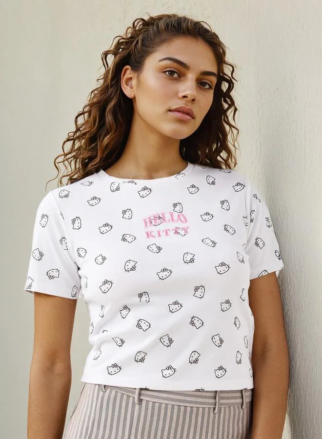 Hello Kitty Print Ribbed Crop T-shirt with Crew Neck